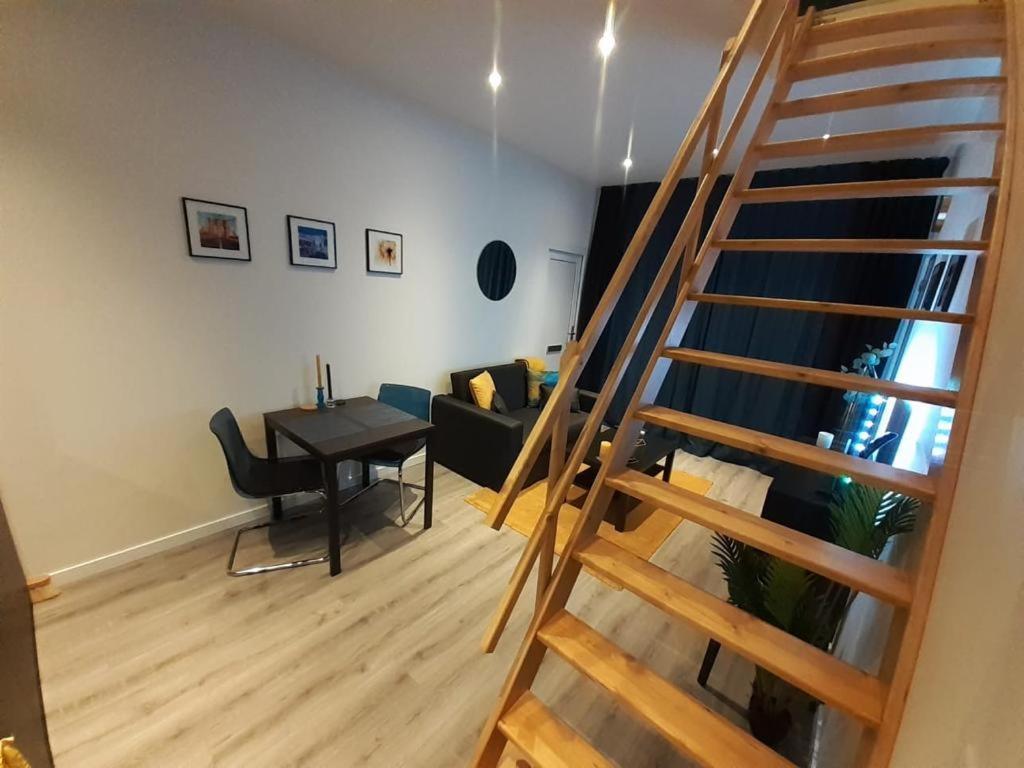 Appartement Deluxe ティルブルグ エクステリア 写真