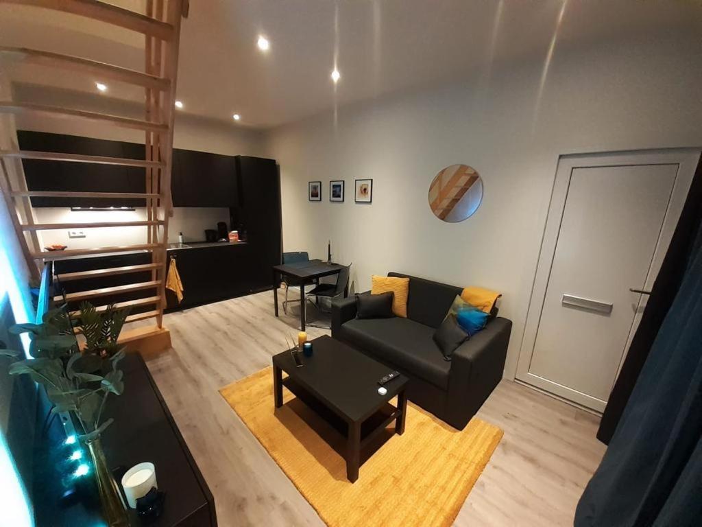 Appartement Deluxe ティルブルグ エクステリア 写真