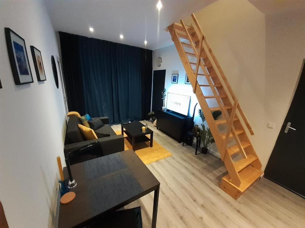 Appartement Deluxe ティルブルグ エクステリア 写真